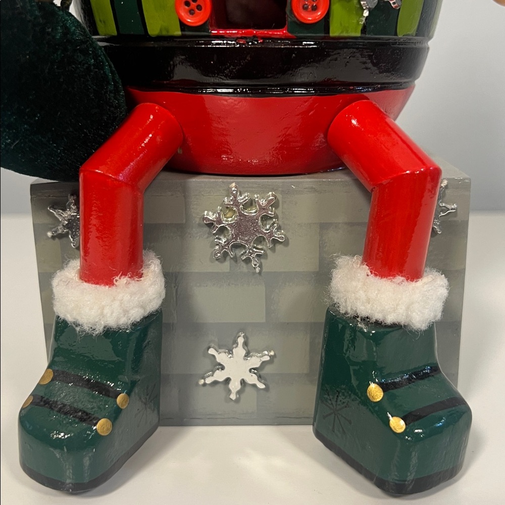 Nanette Hilton Vintage 2012 Red Santa‎ Humpty Dumpty Holiday Nutcracker Figurine - Picture 3 of 9